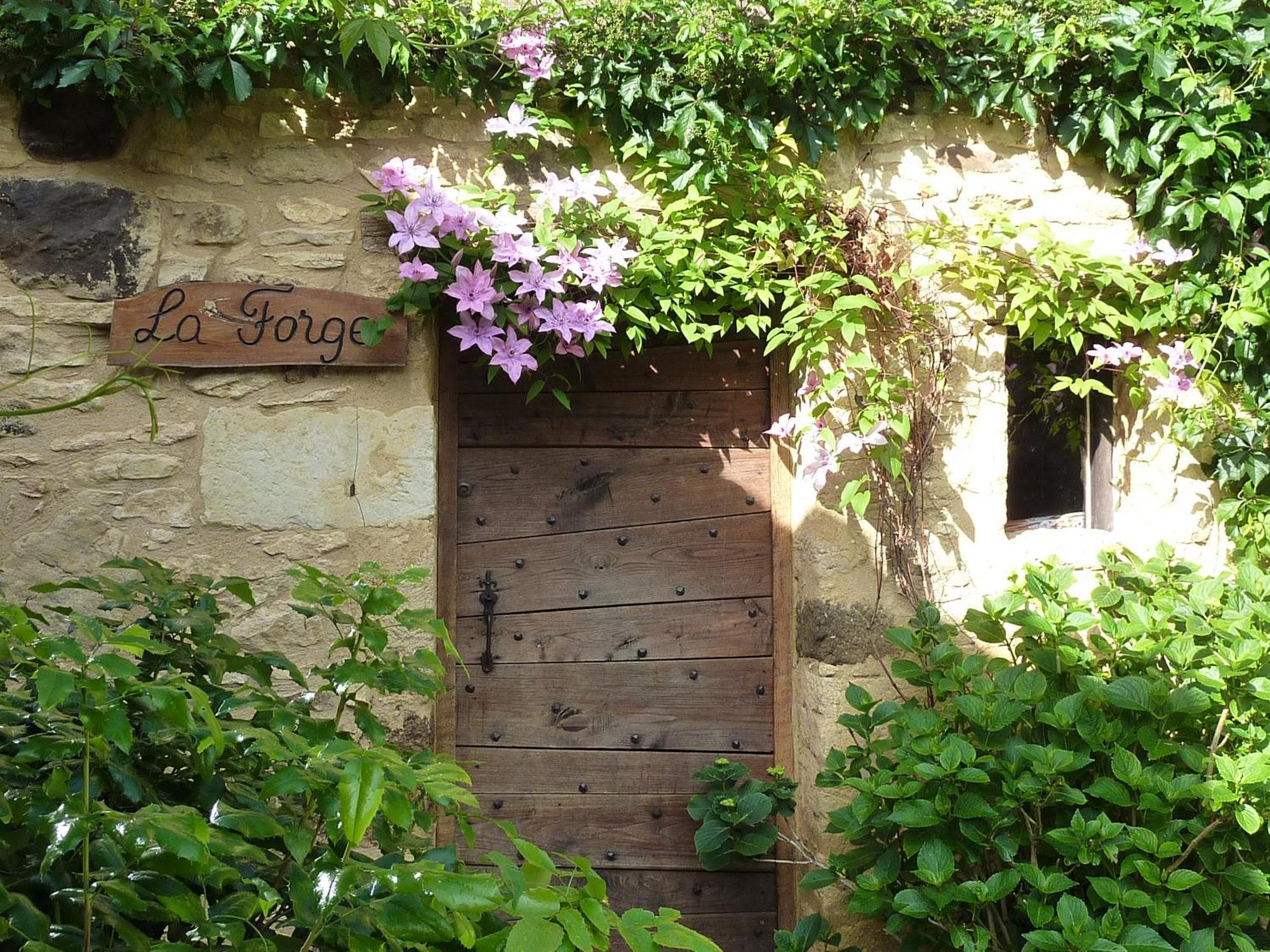 Domaine De Cournet Haut, A 17Th Century Property Set On A Calm, Idyllic Domain With Pool, Tennis, Bikes And More Les Vauries Exteriér fotografie