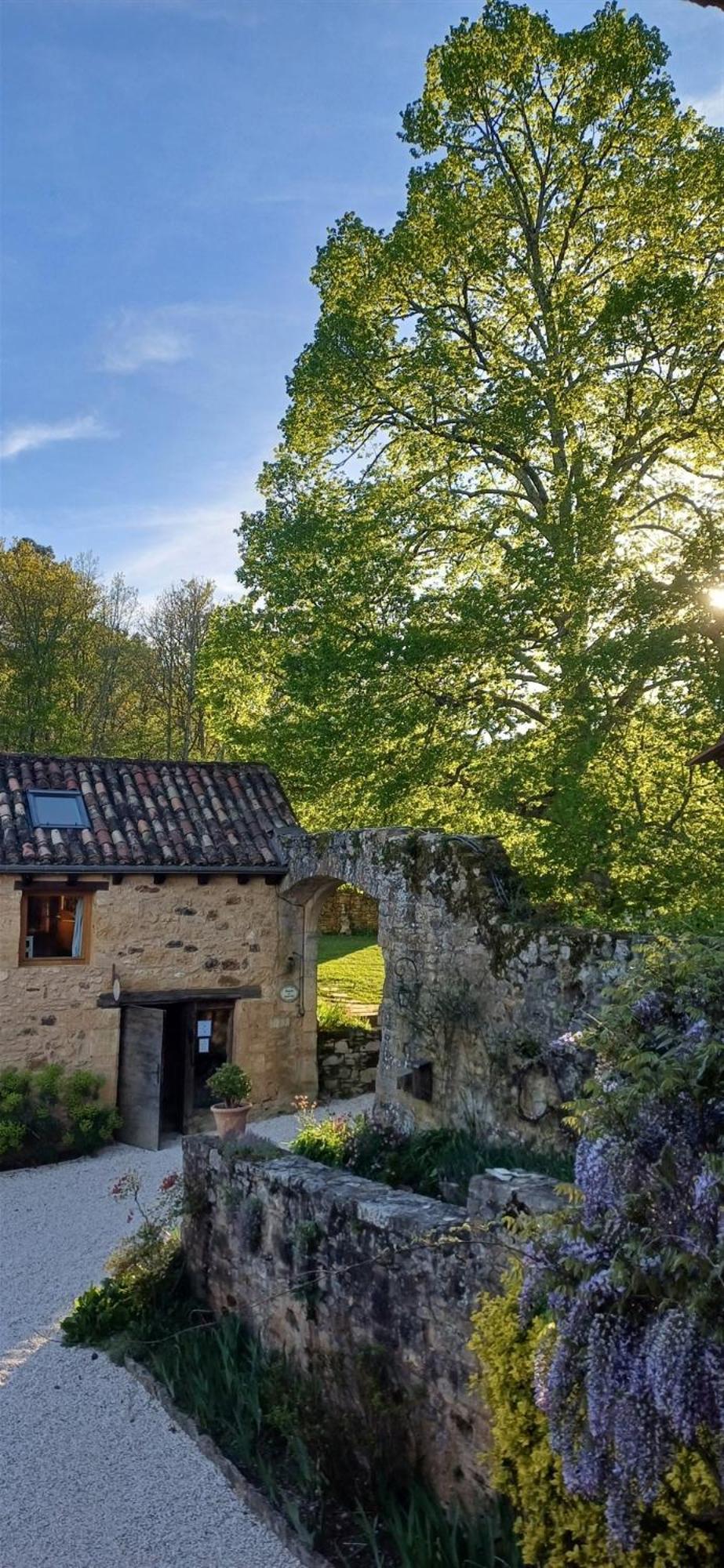 Domaine De Cournet Haut, A 17Th Century Property Set On A Calm, Idyllic Domain With Pool, Tennis, Bikes And More Les Vauries Exteriér fotografie